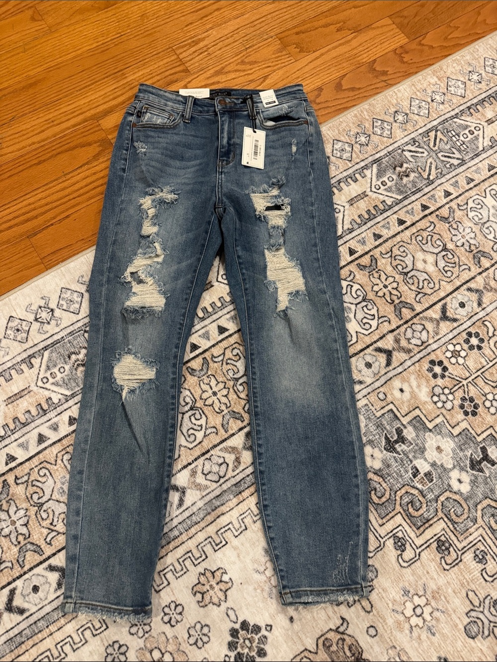 Judy Blue- New with Tags Women Jeans, Size 3/26